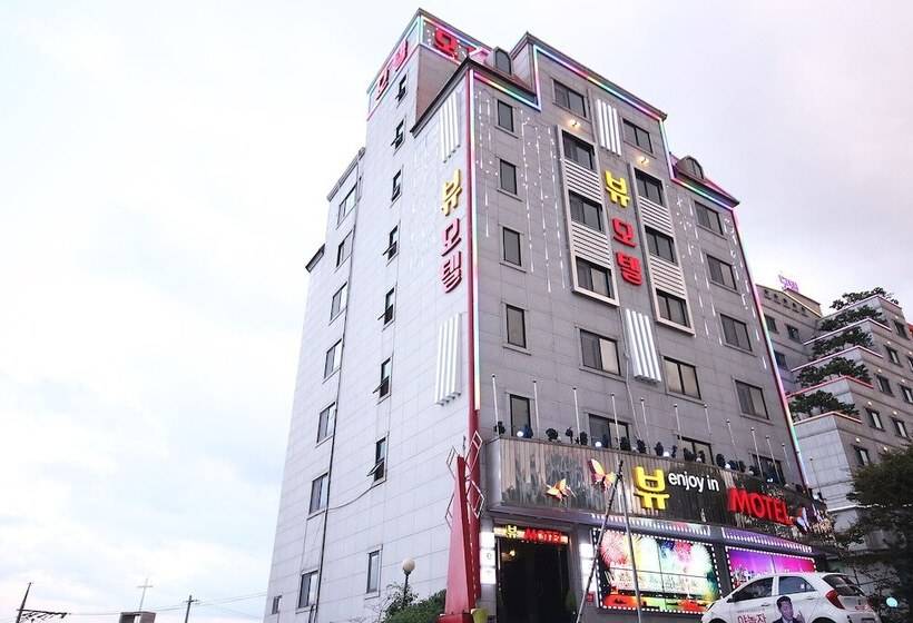 Motel Yeongdeok View