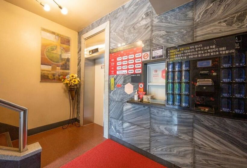 Motel Yeongdeok View