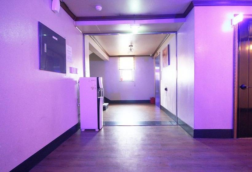 Motel Yeongdeok View