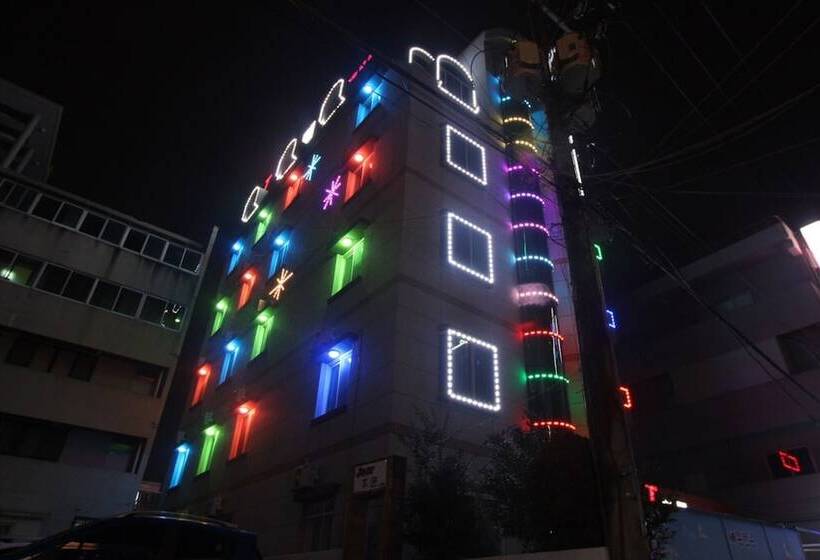 Motel Yeosu Hak Dong J