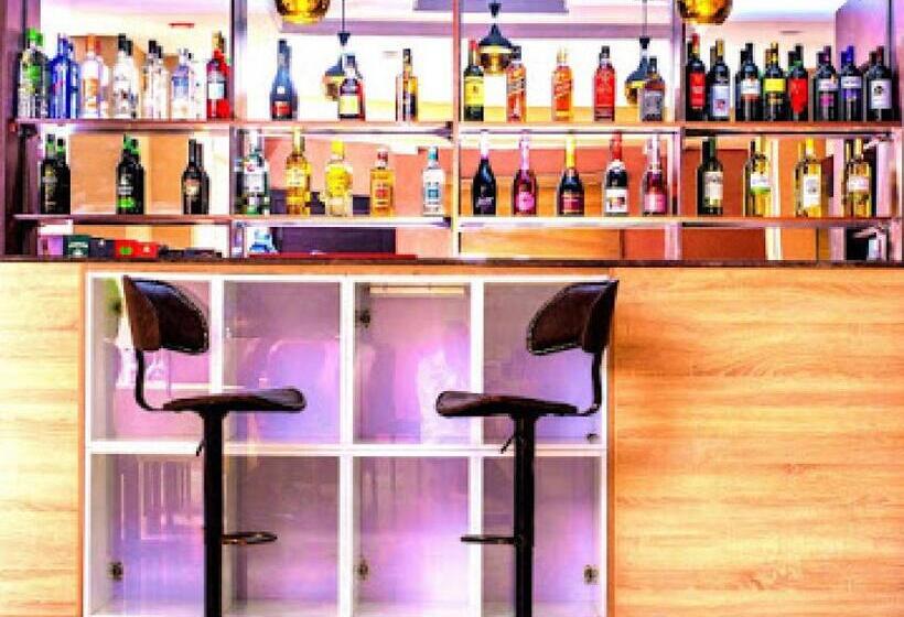 پانسیون Room In Apartment Oragon Hotel Penthouse