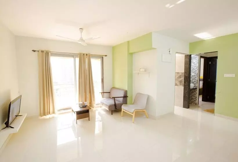 Retkeilymaja Covie Kharghar 200