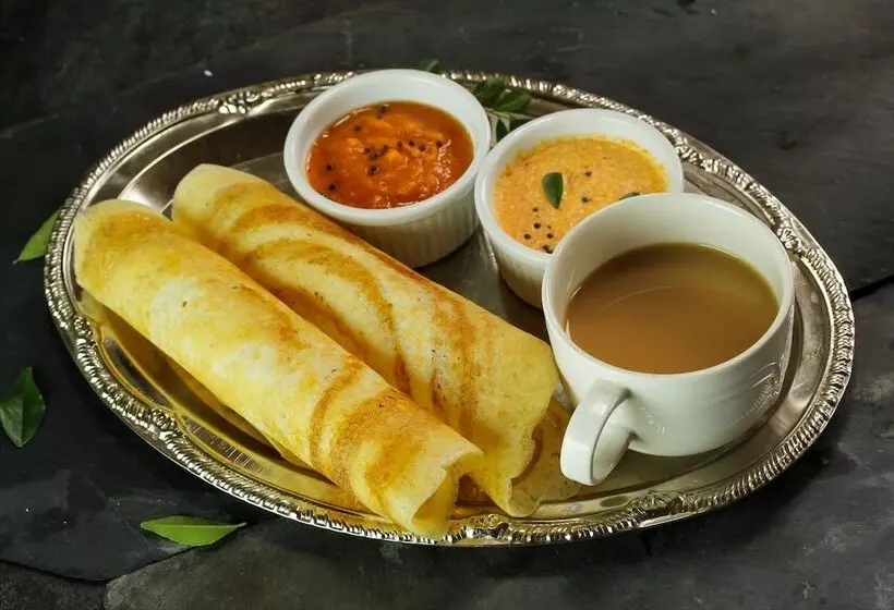 Retkeilymaja Covie Kharghar 200