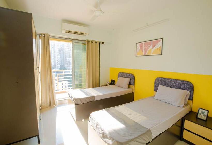 Retkeilymaja Covie Kharghar 200