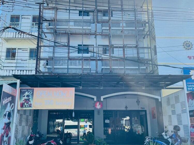 هاستل Rabbitel Phuket