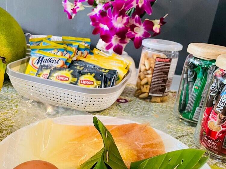 هاستل Rabbitel Phuket