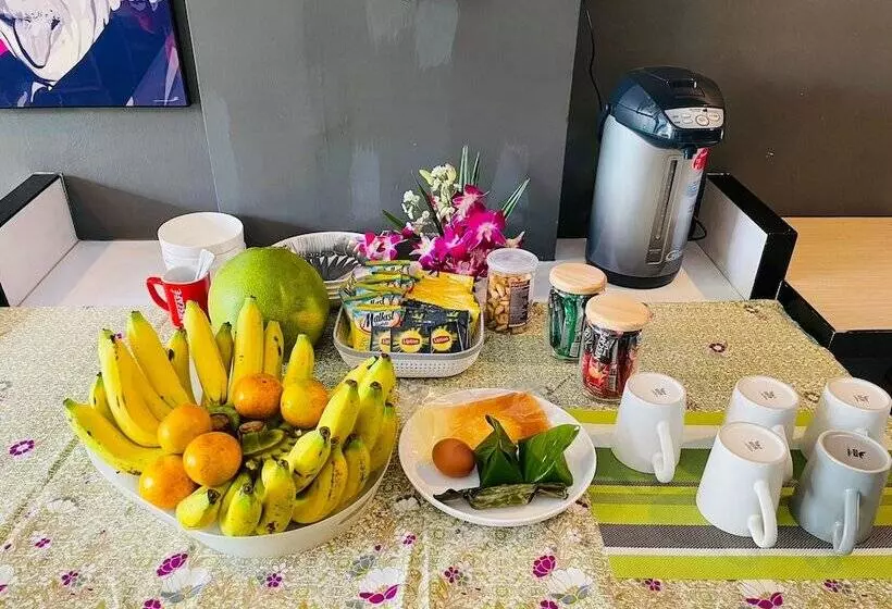 هاستل Rabbitel Phuket