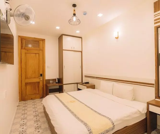 Ha Na Hotel Da Lat
