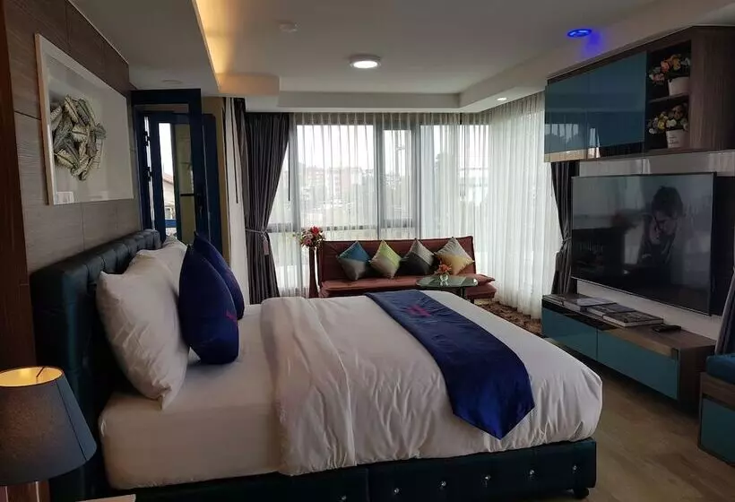 Hotelli Bluetel Re Sidence Bangkok Impact