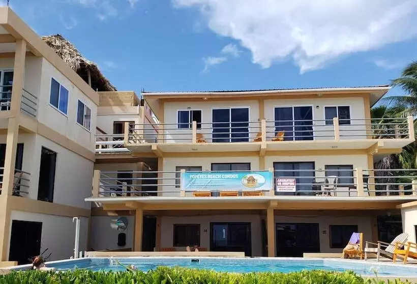 Hotelli Club Rooms At Popeyes Beach Resort