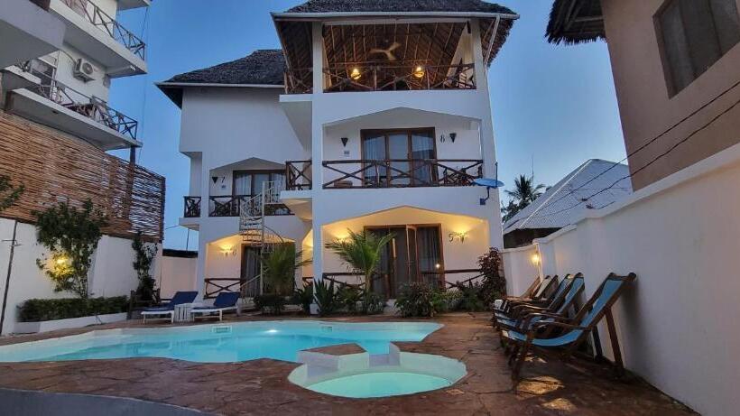 בית מלון כפרי Nungwi Ocean View