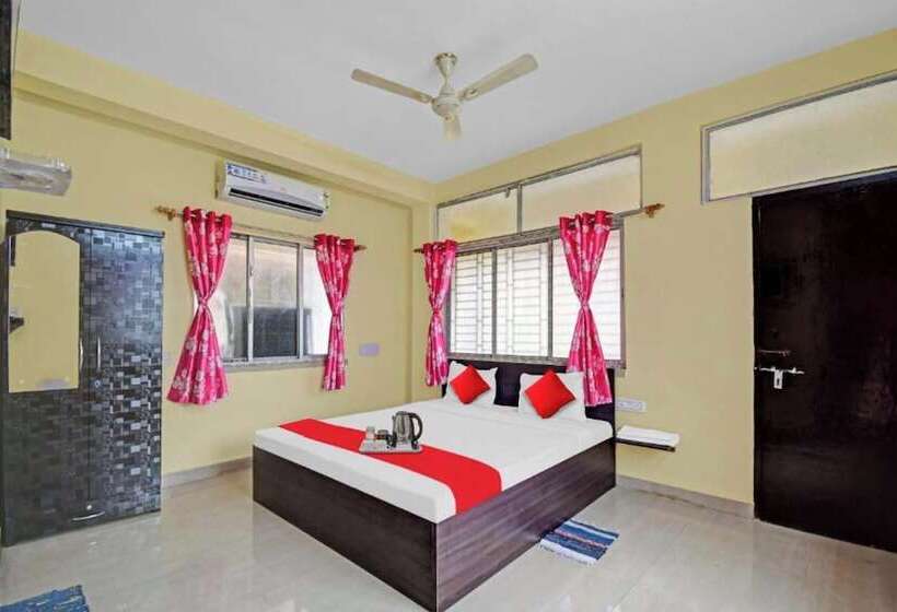 Отель Goroomgo Dream Line Kalikapur Kolkata