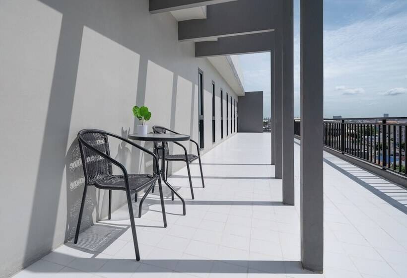 هتل Icheck Inn Darisa Ngamwongwan