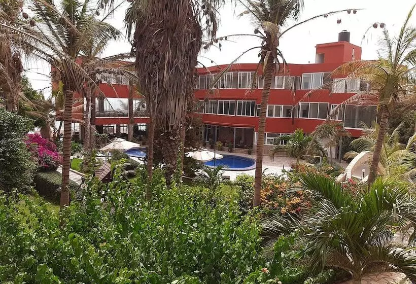 Iris Hotel