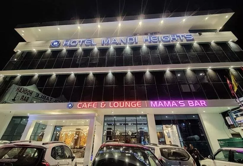 ホテル Mandi Heights   Bar, Fine Dining & Banquet Hall
