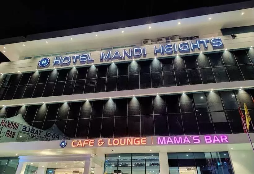 ホテル Mandi Heights   Bar, Fine Dining & Banquet Hall