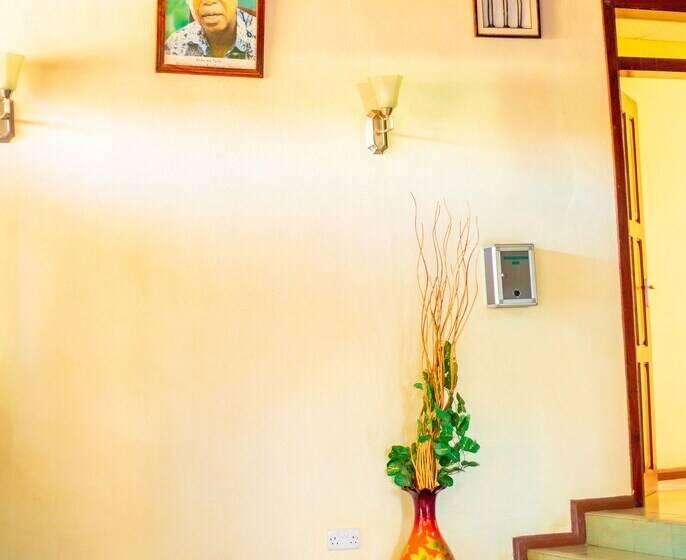 Отель Mbeya Paradise Inn