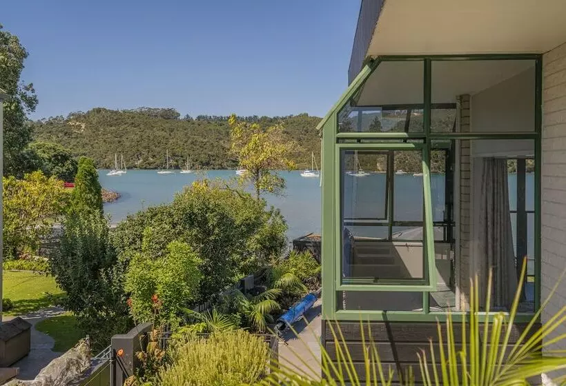 Hotelli Oceans 88 Whitianga Coastal Accommodation Suites