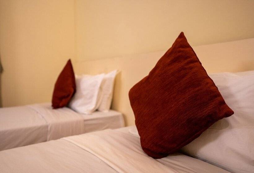 هتل Peaceland Lumbini