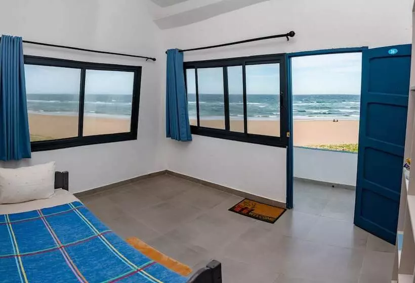 Hotelli Ponta Mar Resort