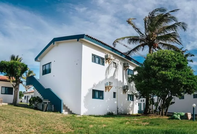 Hotelli Ponta Mar Resort