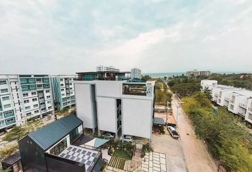 Hotelli Pony Topview