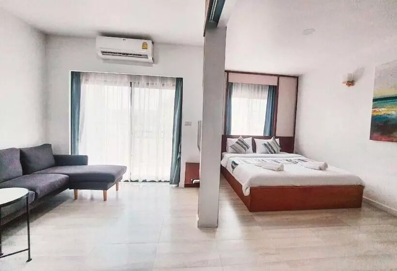 Hotelli Pony Topview