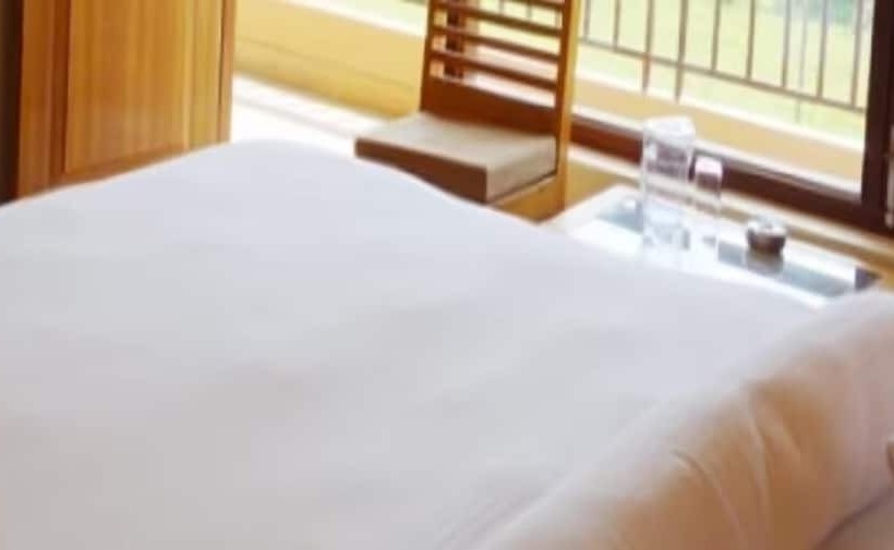 בית מלון כפרי Pool Retreat