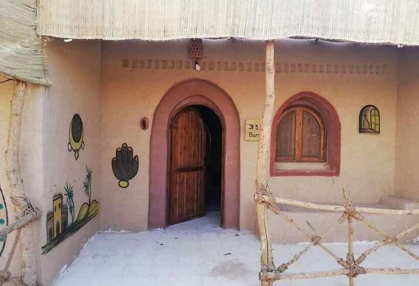 هتل Qasr El Bagawat Eco Lodge
