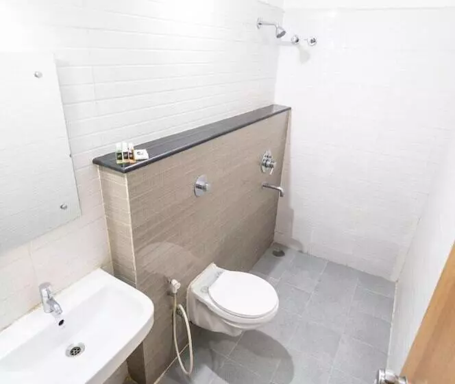 Hotelli Samasth Rooms And Suites By Ygh