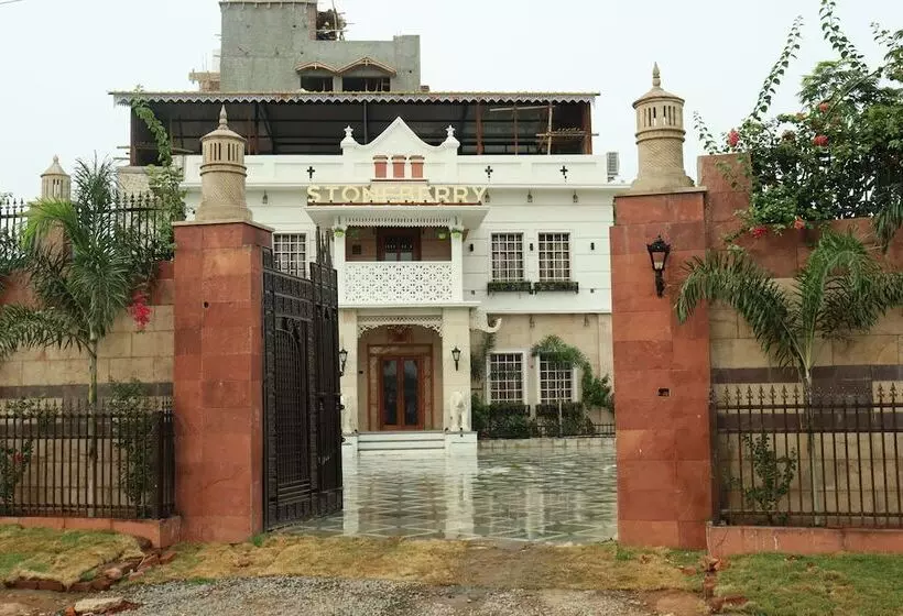 ホテル Stoneberry By Wedlock Greens