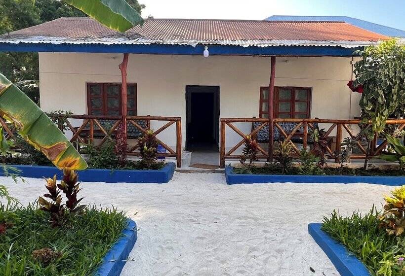 Hotel Nungwi Beach Front