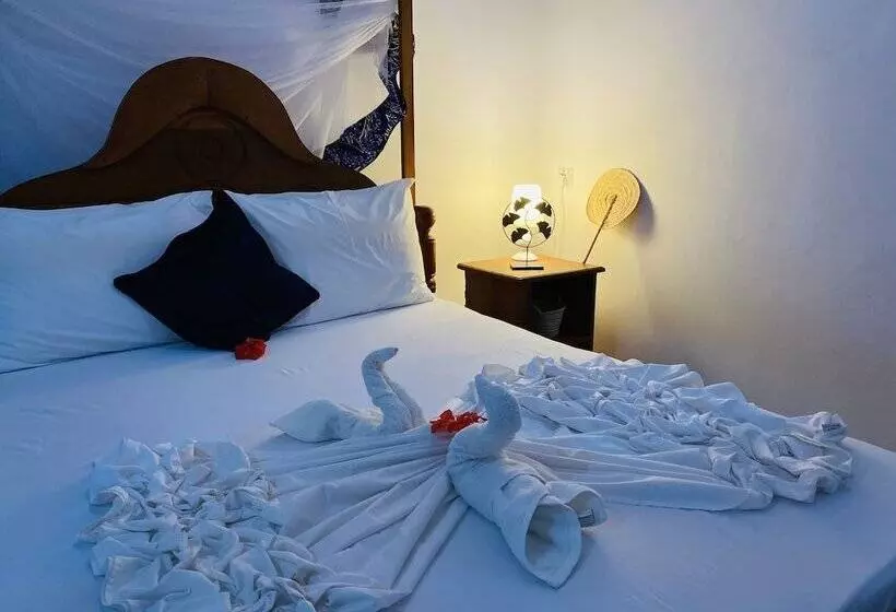 Hotelli Nungwi Beach Front