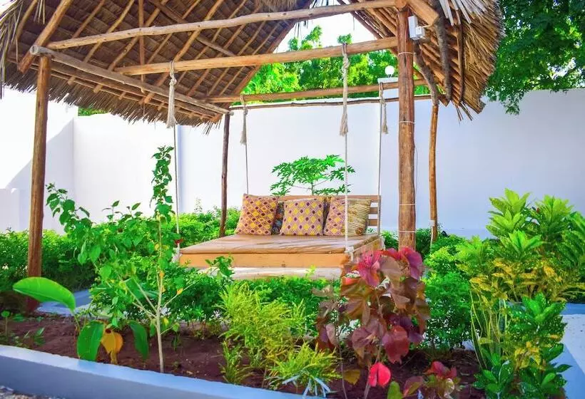 ホテル Uhuru House And Restaurant