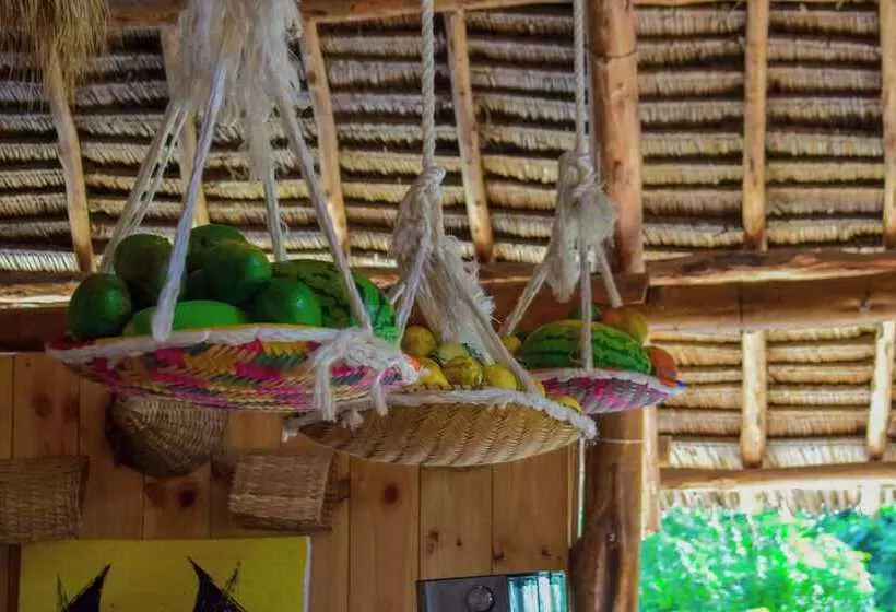 ホテル Uhuru House And Restaurant