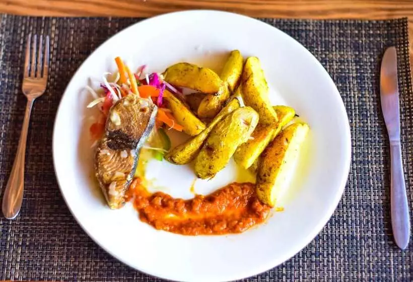 ホテル Uhuru House And Restaurant