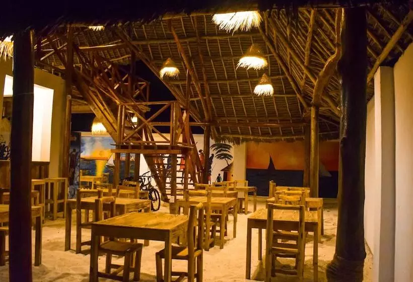 ホテル Uhuru House And Restaurant