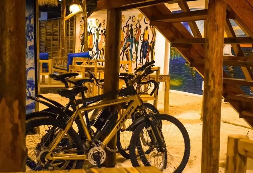 ホテル Uhuru House And Restaurant