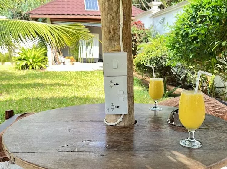 Hotelli Zanoceanique Luxury