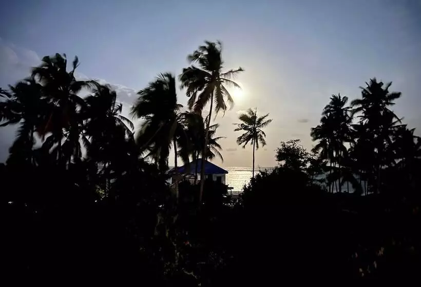 Hotelli Zanoceanique Luxury