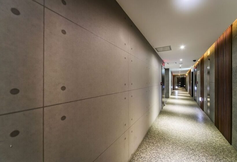 모텔 Daegu Daemyeongdong 9h