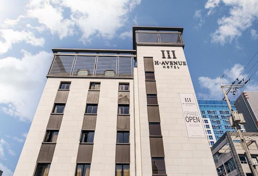 فندق على الطريق Gimhae Samgye H Avenue