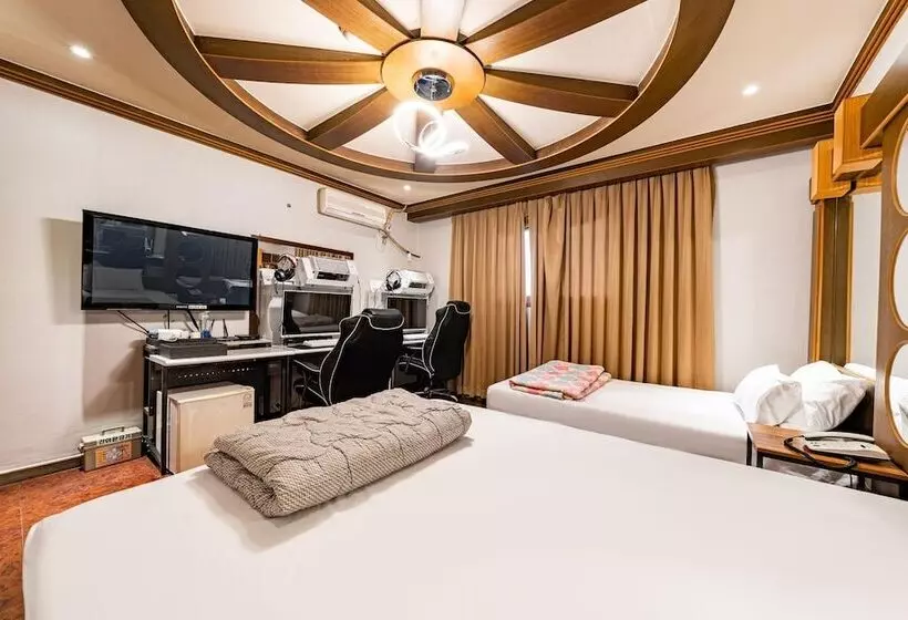 Motelli Gongju Hotel Del Luna