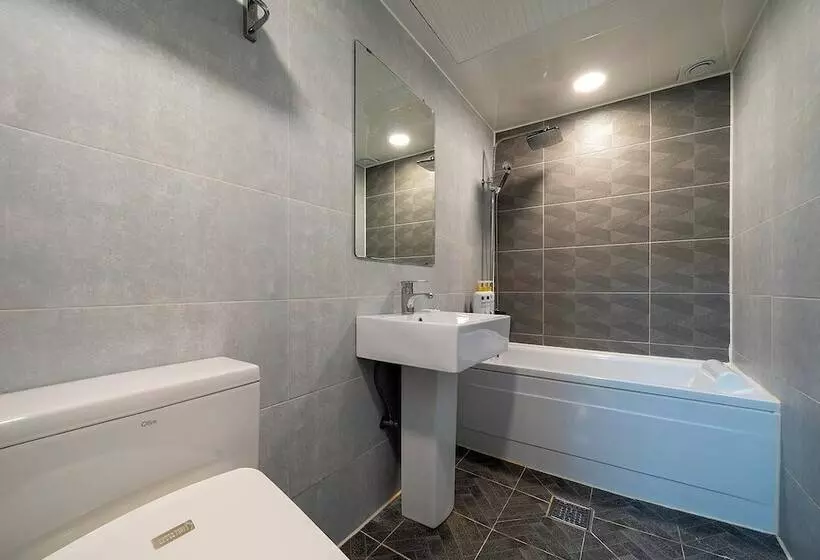 مُتل Incheon Hotel Prague