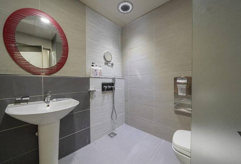 Motel Voice The Zara Drive In