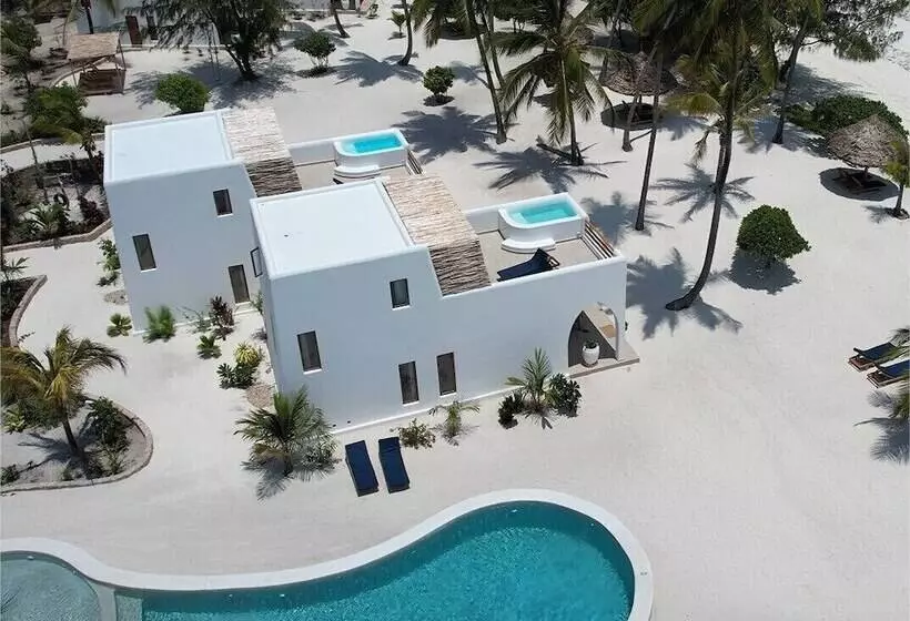 Lomakeskus Kijani Beach Villas