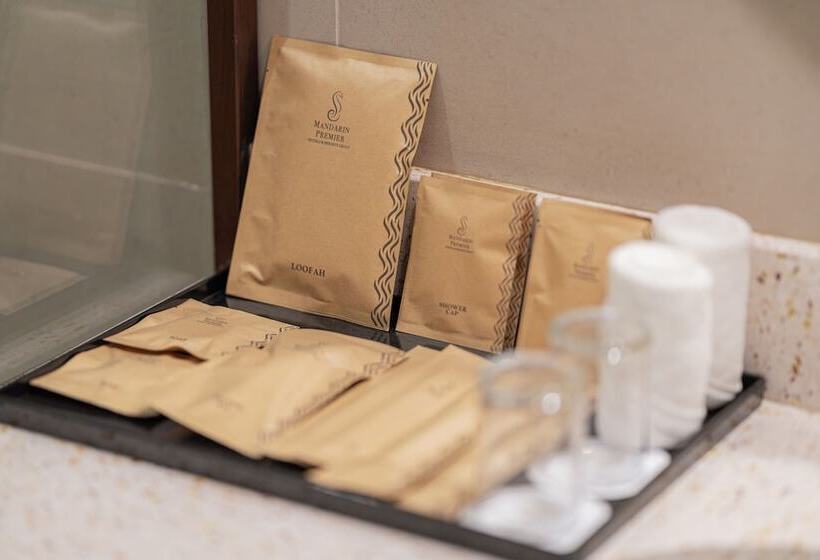 Lomakeskus Mandarin Nest Boracay