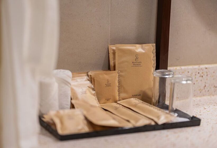 Lomakeskus Mandarin Nest Boracay