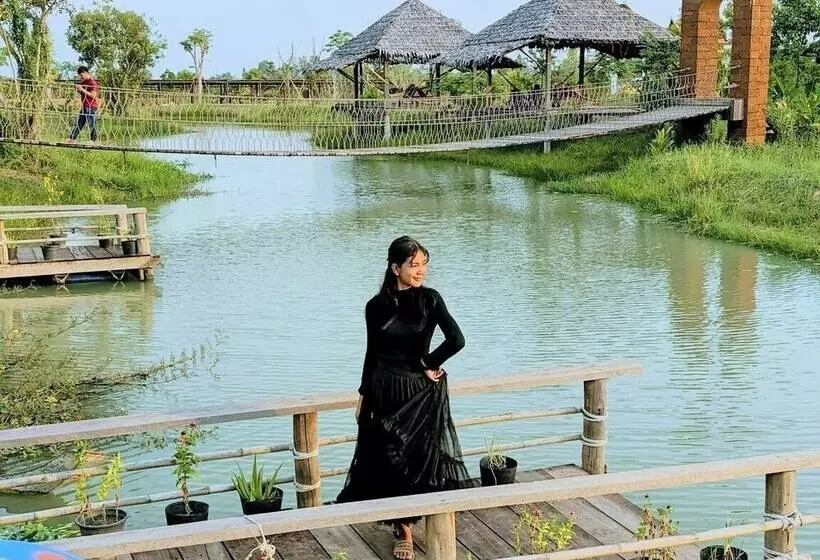 リゾートホテル Mangala Village