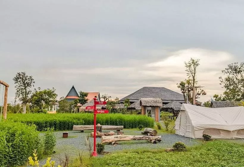 リゾートホテル Mangala Village